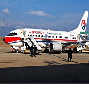 乌拉特中旗海流图空运公司航空快运业稳步发展的原因是什么？